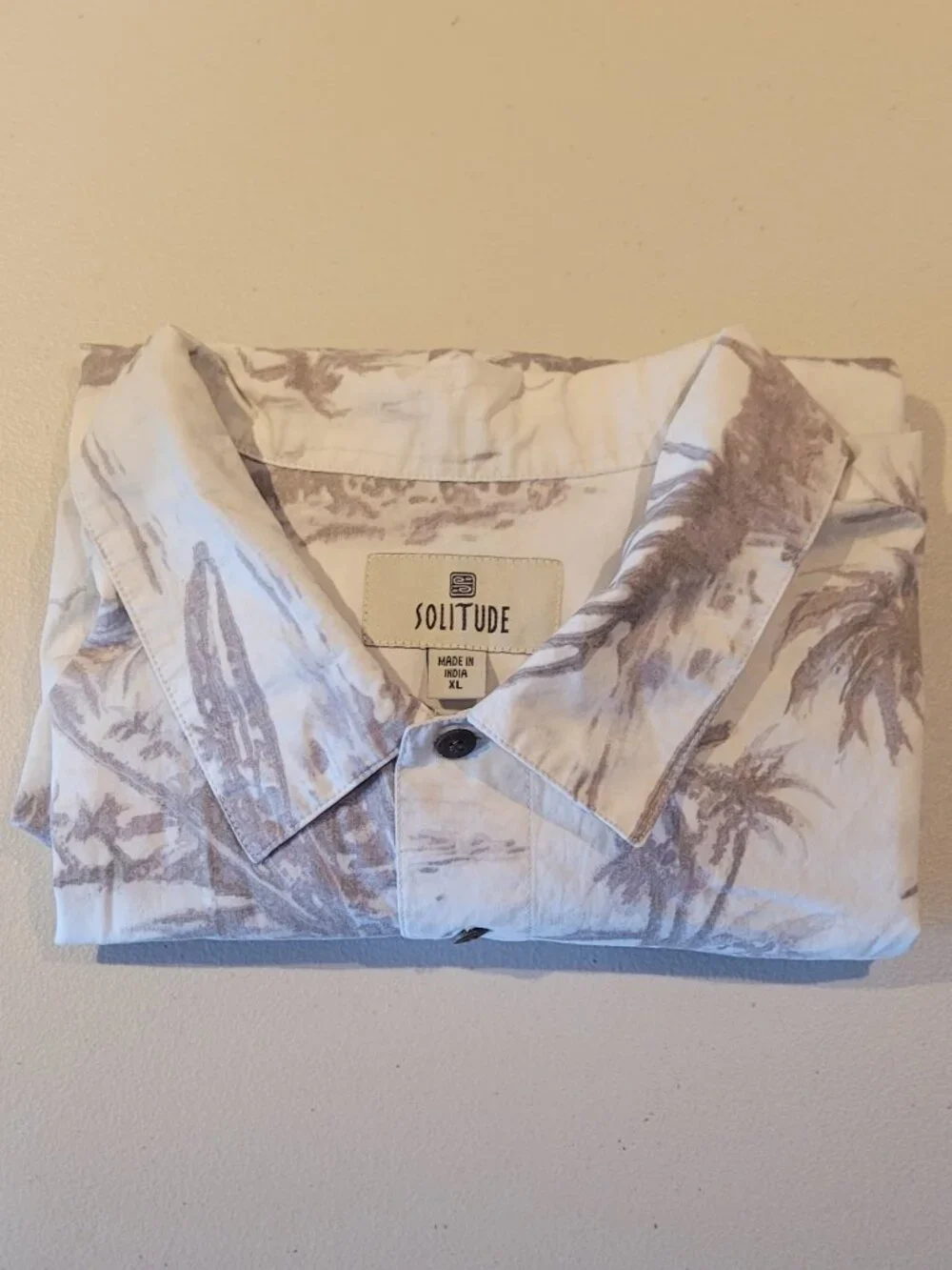 Men's Hawaiian Shirt XL SOLITUDE Gray White Cotton Short Slve Button Down Pocket